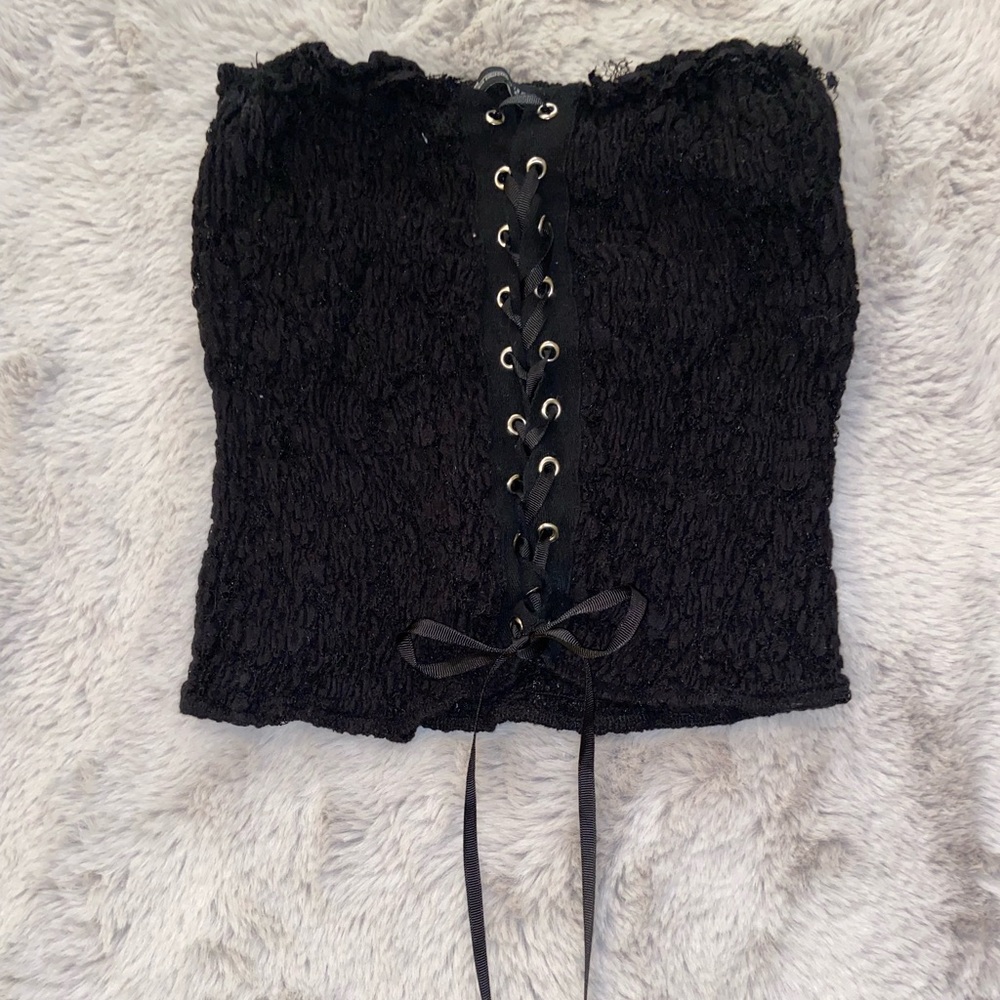 Black crop top.